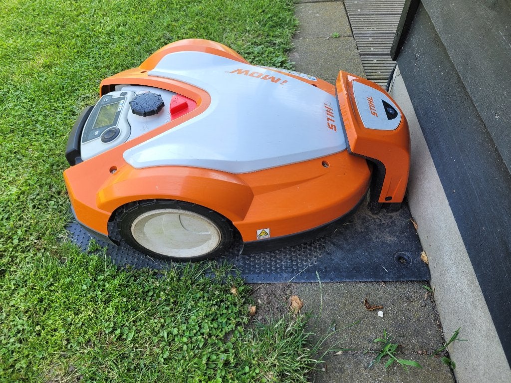 Stihl grasmaaier, Tuin en Terras, Ophalen, Cirkelmaaier, Gebruikt, Minder dan 30 cm