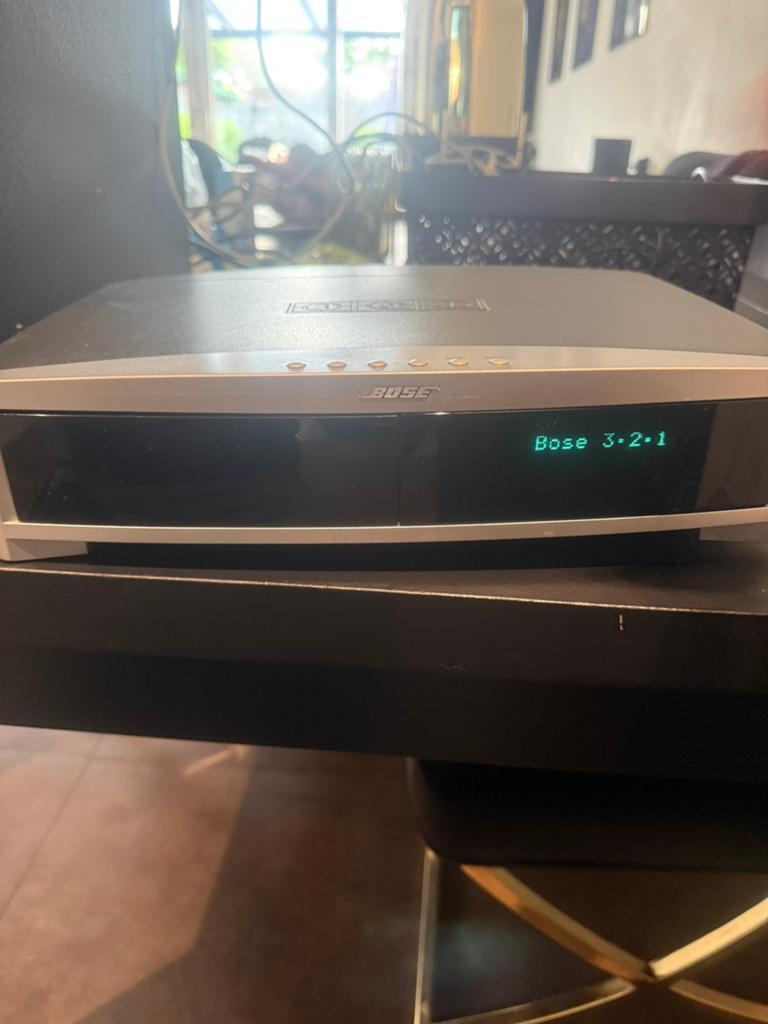 Bose 3 2 1 soundsysteem, Gebruikt, 70 watt of meer, 3.1-systeem, Overige spelers
