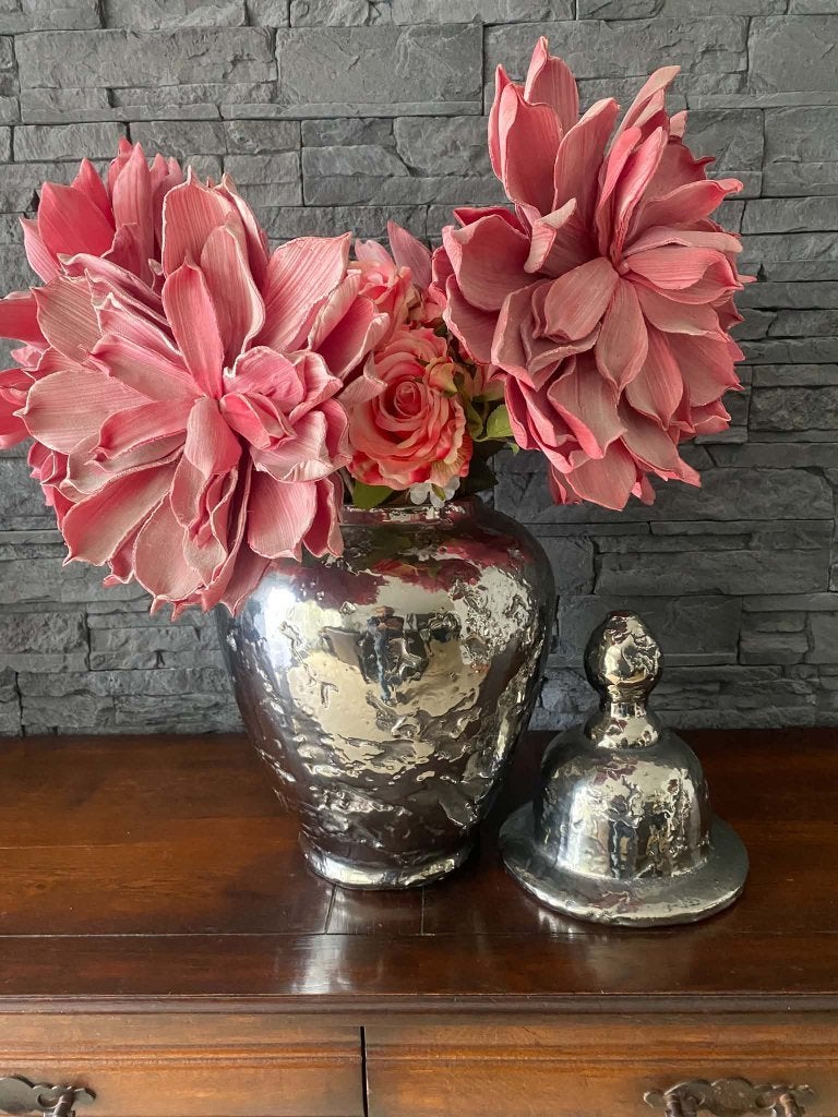 Grote vaas in zilver met deksel inclusief droogbloemen., Antiek en Kunst, Ophalen of Verzenden