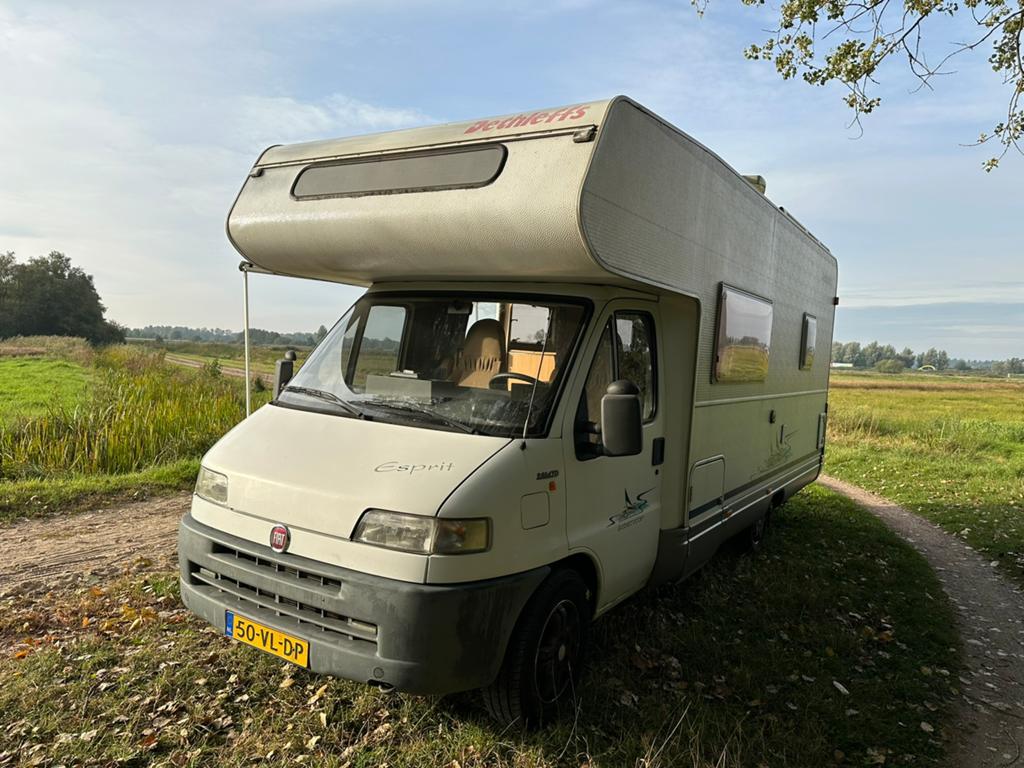Fiat Ducato met Dethleffs opbouw, Particulier, Half-integraal, Dethleffs