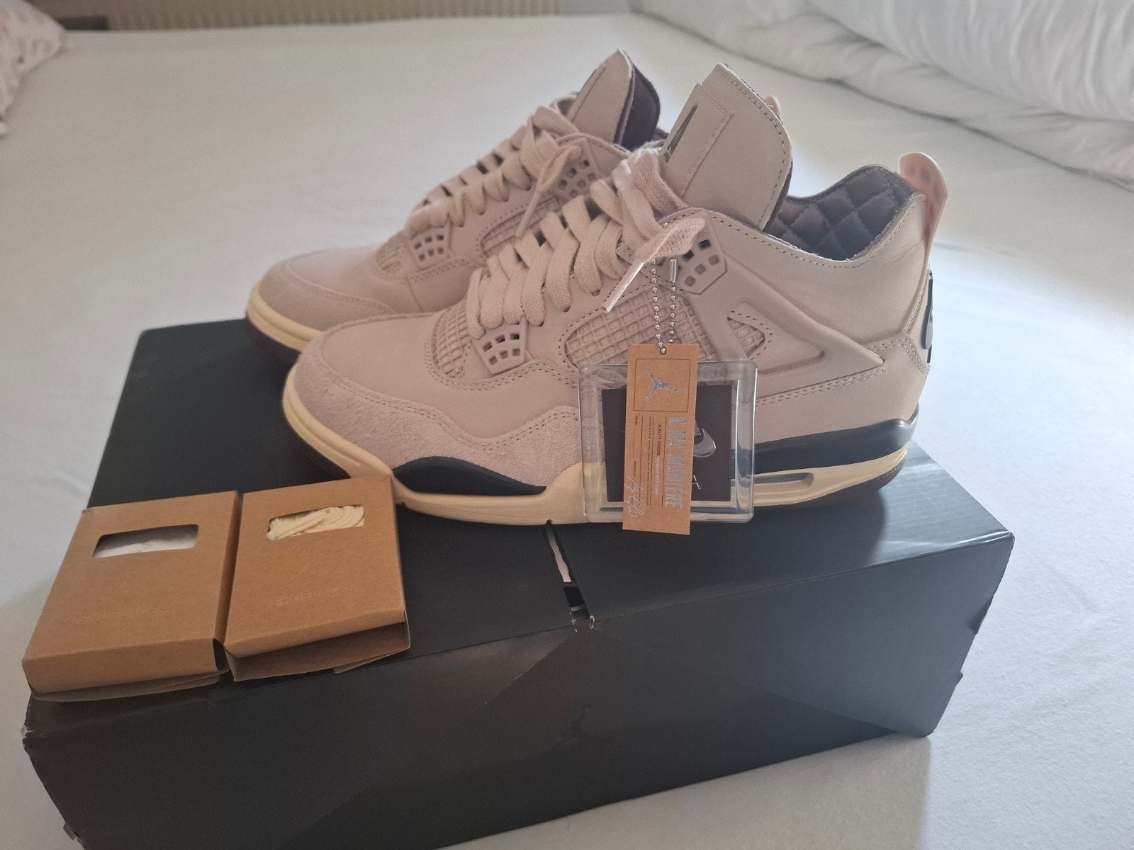 Nike Air Jordan 4 Retro OG SP 'Fossil Stone' (Maat 40), Kleding | Dames, Schoenen, Nike Air Jordan, Beige, Nieuw, Ophalen of Verzenden