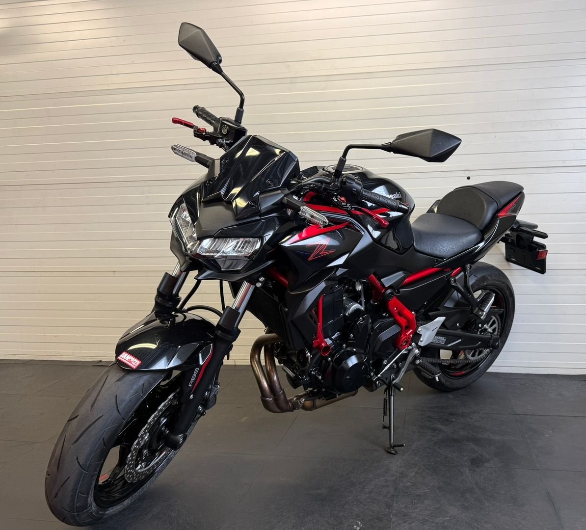 Kawasaki Z650 | 35KW | A2 | Fabrieksgarantie | 1e Eigenaar, Motoren, Motoren | Kawasaki, 2 cilinders, 649 cc, Bedrijf, Onbekend