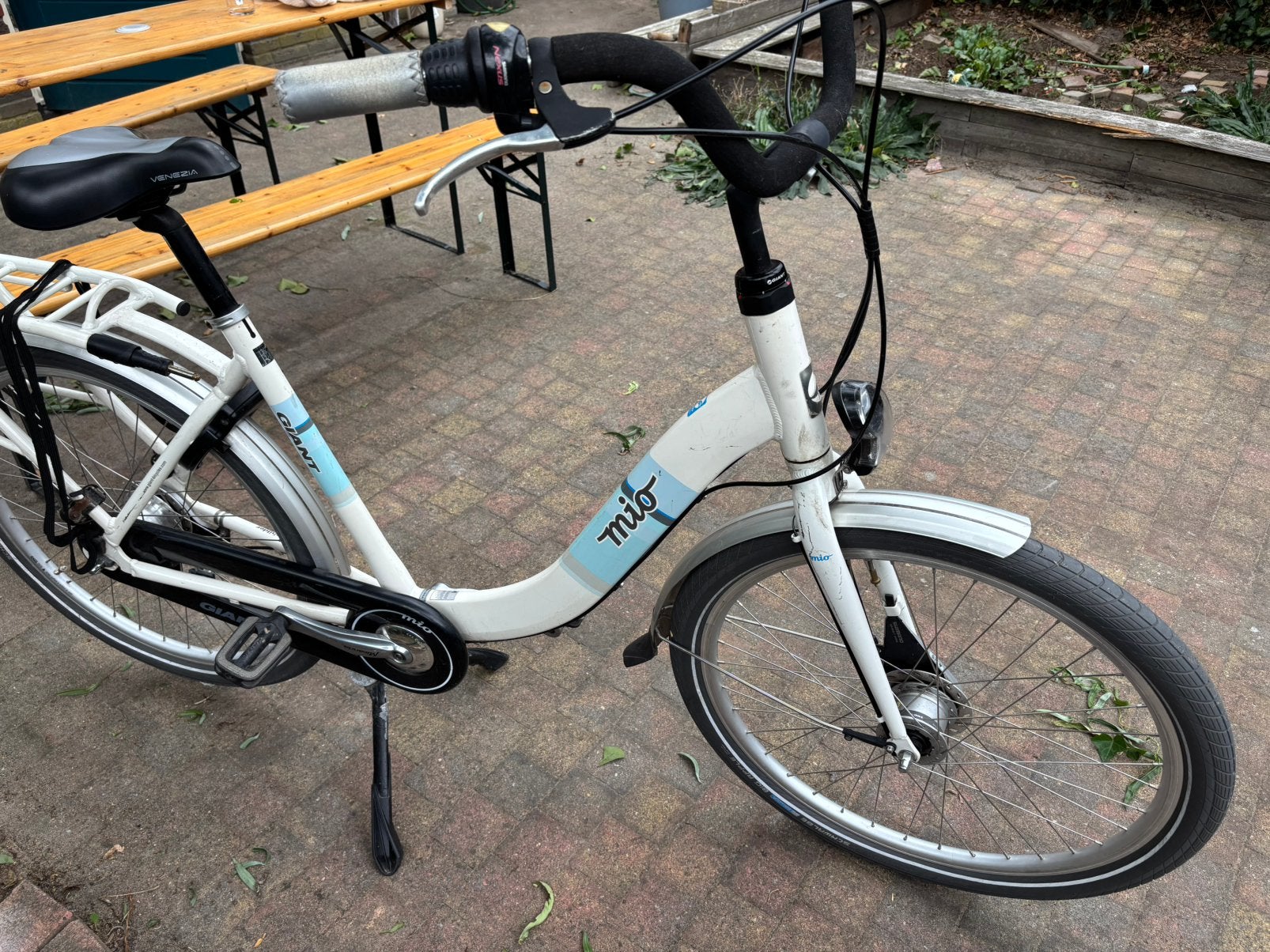 Witte 26 inch Giant Mio mamafiets, Fietsen en Brommers, Fietsen | Dames | Moederfietsen, Ophalen, Gebruikt, Giant, 0 zitjes