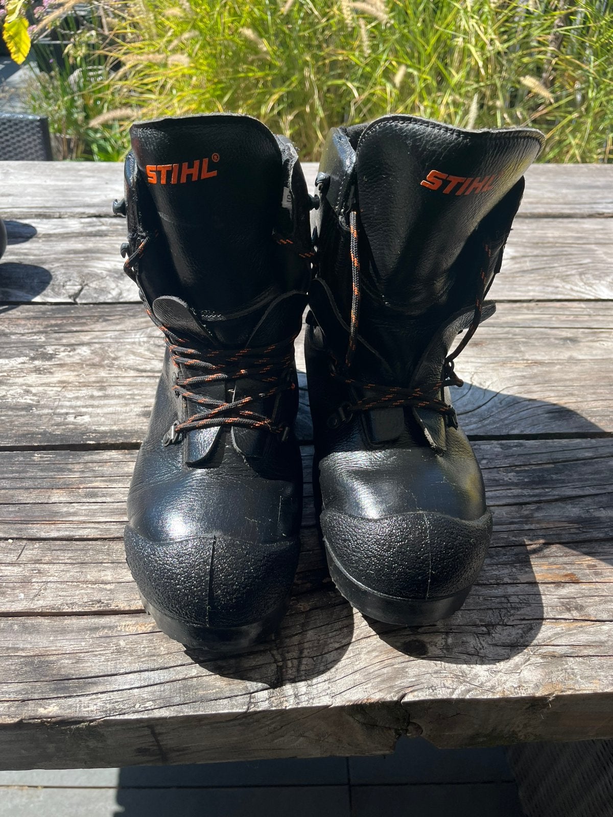 Zgan Stihl S2 veiligheidsschoen/zaagschoenen maat 44, Ophalen, Zo goed als nieuw