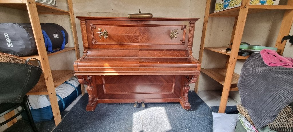 Gratis op te halen: Antieke piano (1870), Muziek en Instrumenten, Piano's, Ophalen, Gebruikt, Bruin, Piano