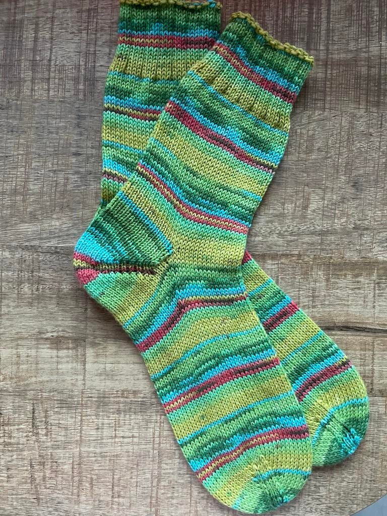 Handgebreide wol. sokken m.45 Koop 4 paar-gratis verzending., Sokken en Kniesokken, Overige kleuren, Nieuw, Overige maten