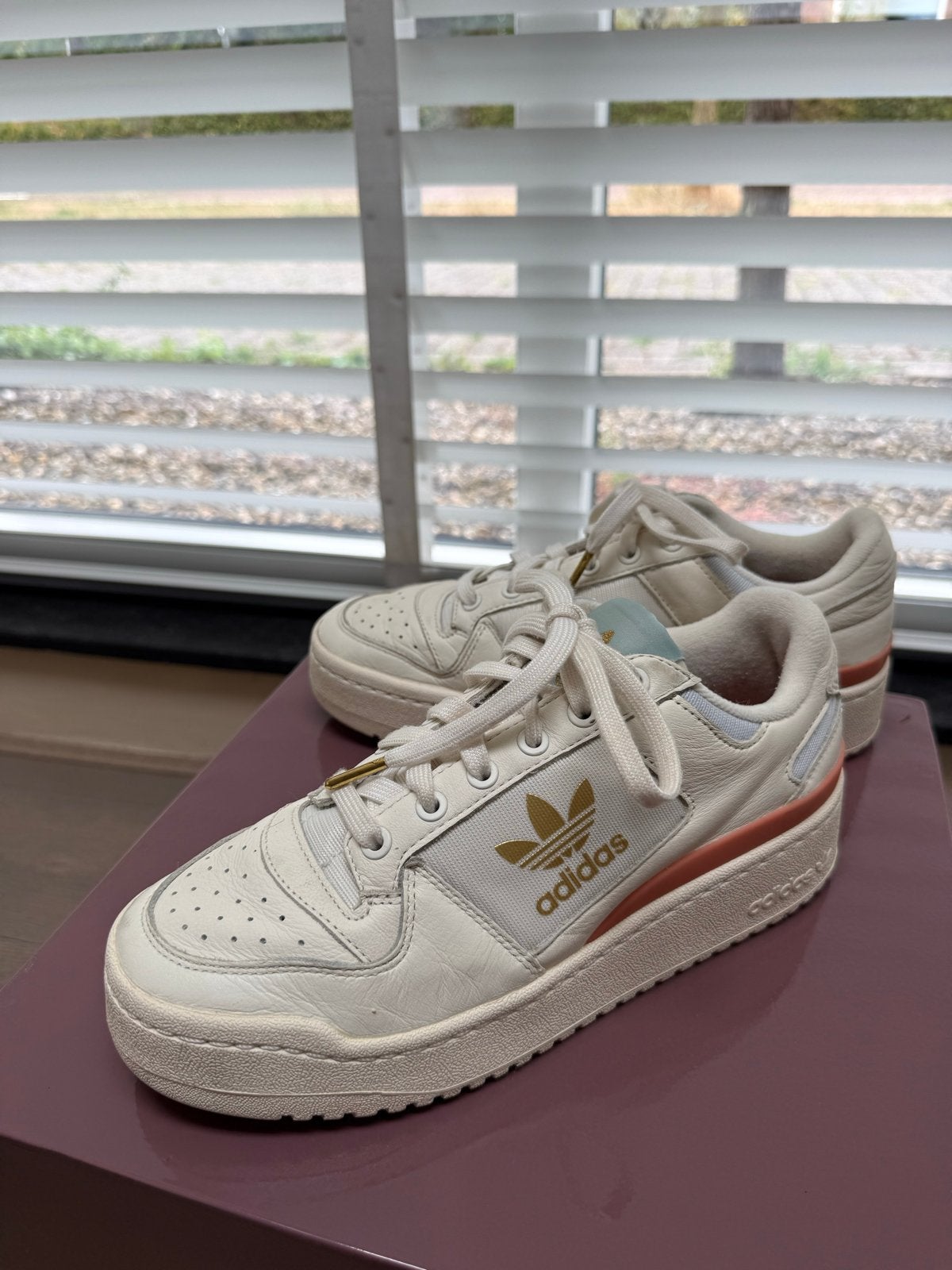 Adidas Forum Low sneakers, maat 40 2/3 (valt als 40), Ophalen of Verzenden, Gedragen, Overige kleuren, Sneakers of Gympen