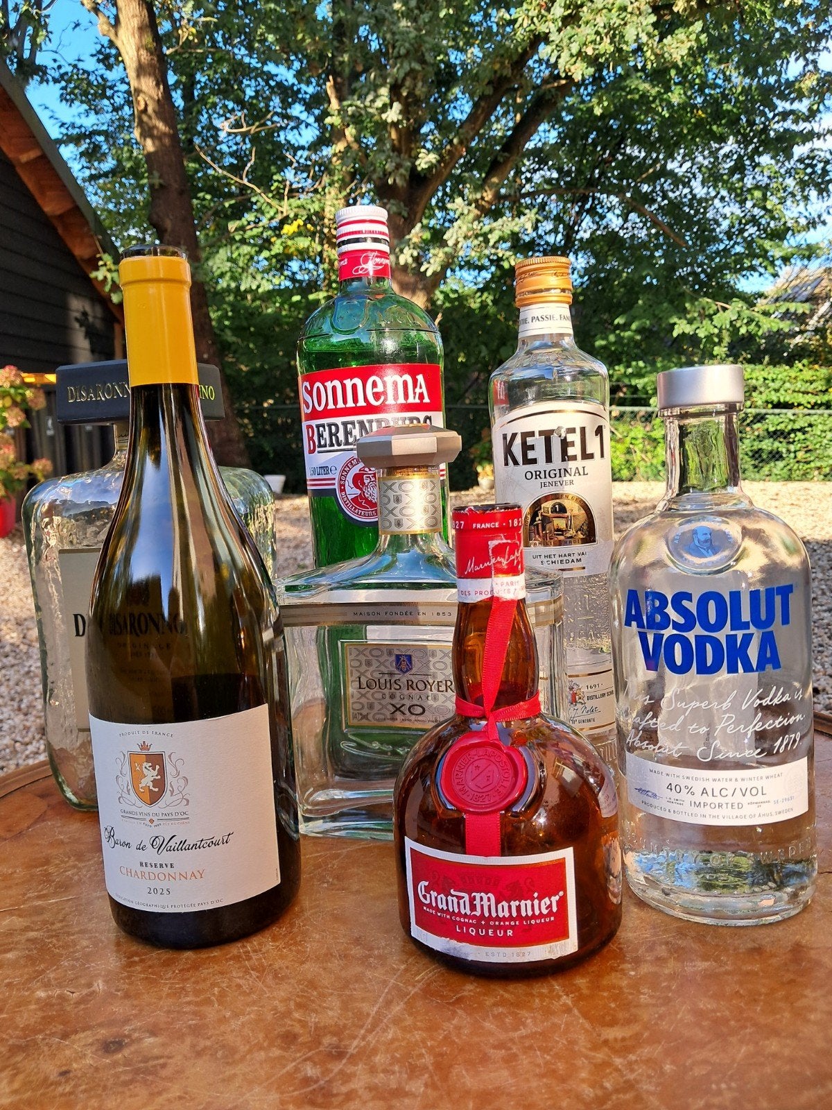 Lege flessen: Grand Marnier, Disaronno, Absolut, Louis Royer, Verzamelen, Ophalen, Overige typen