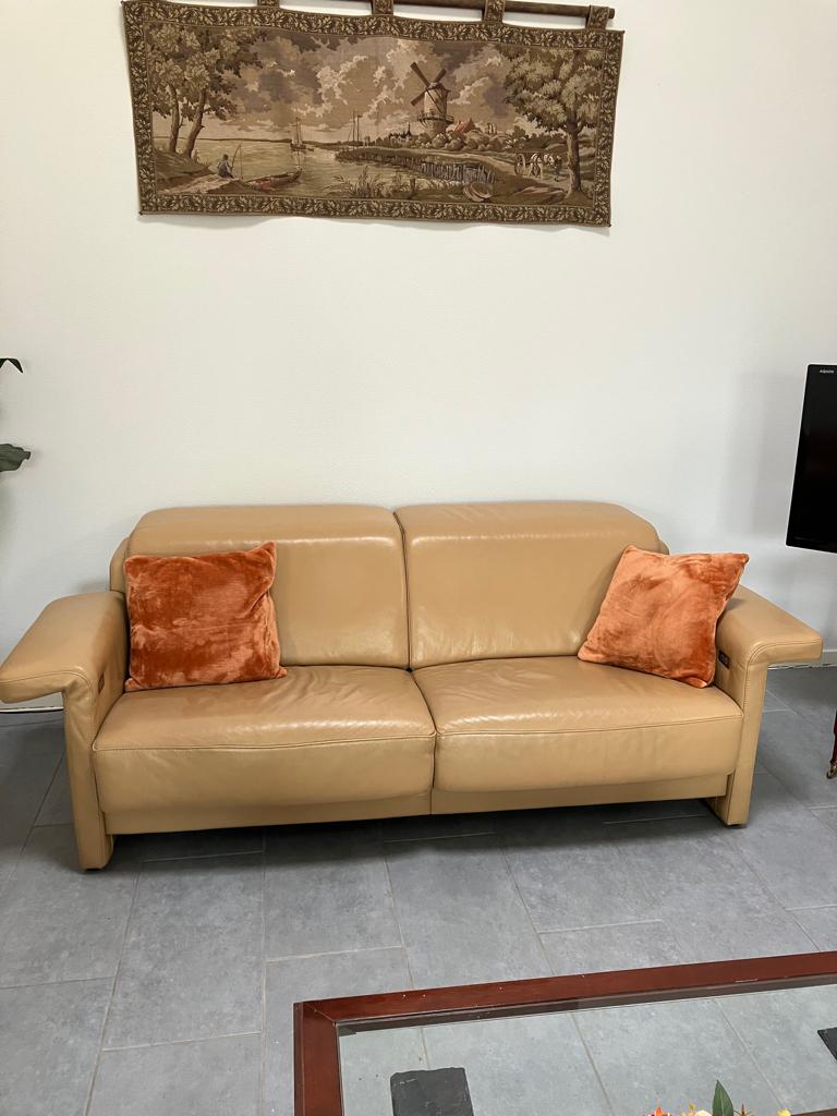 Bank, relaxfauteuil, stoelen. De Toekomst, leer, Huis en Inrichting, Banken | Bankstellen, Ophalen, Zo goed als nieuw, 200 tot 250 cm