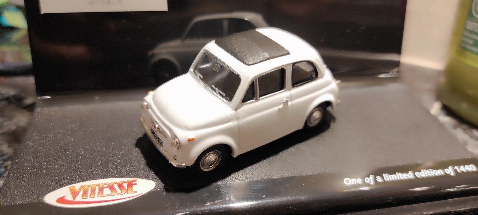 Fiat 500 beige 1:43 Vitesse limited edition vitrinedoosje, Ophalen of Verzenden, Nieuw, Auto, Overige merken