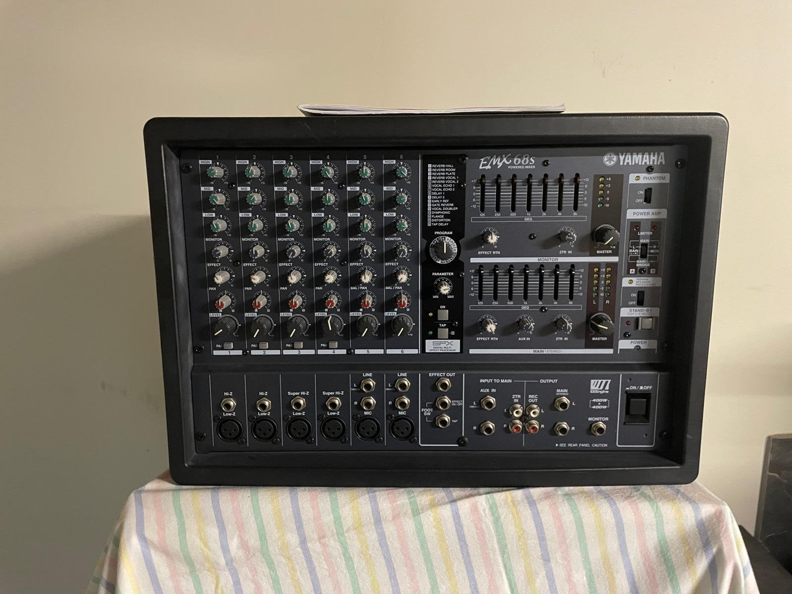 Yamaha EMX68S Powered Mixer - Zo goed als nieuw, Ophalen, Zo goed als nieuw