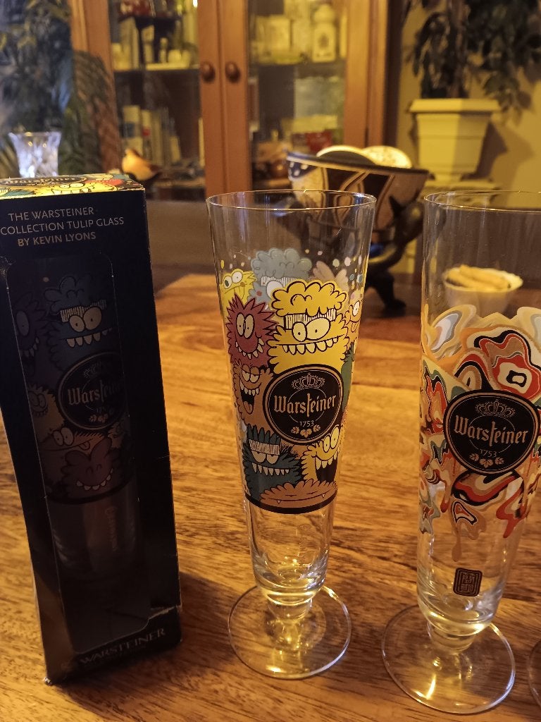 WARSTEINER ART COLLECTION TULIP, Verzamelen, Biermerken, Ophalen of Verzenden, Nieuw, Glas of Glazen, Overige merken