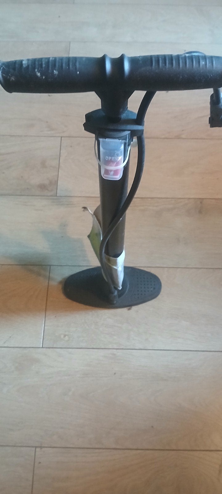 Fietspomp. nieuw, Fietsen en Brommers, Ophalen, Nieuw