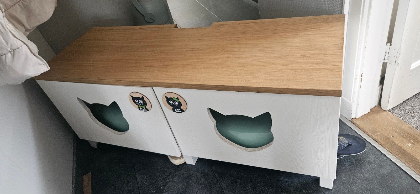 Kattenbak kast, kast voor kattenbak, Ophalen, Zo goed als nieuw, Gesloten