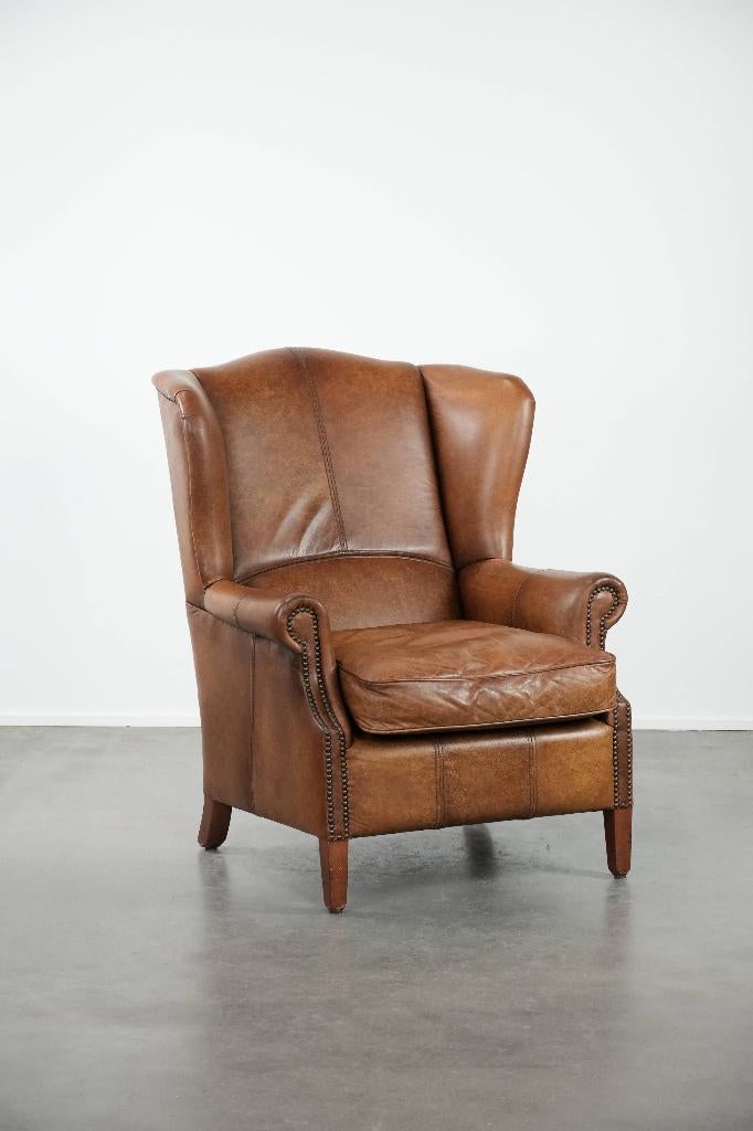 Tijdloze cognac kleurige oorfauteuil in Engelse stijl, Ophalen, Gebruikt, ., Klassiek