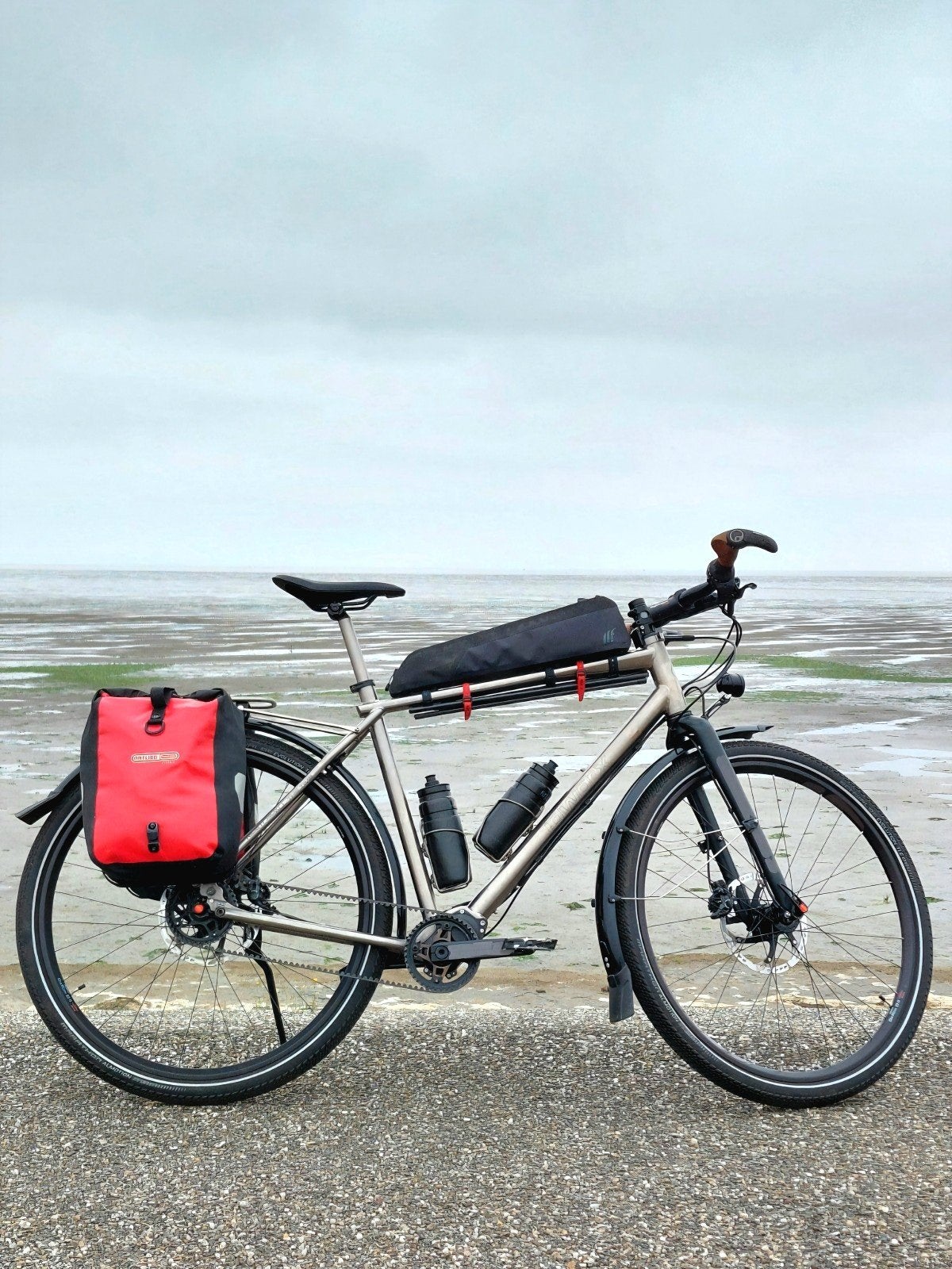 Idworx oPinion Ti (56cm), 28 inch, Zo goed als nieuw, 15 tot 20 versnellingen, Schijfrem
