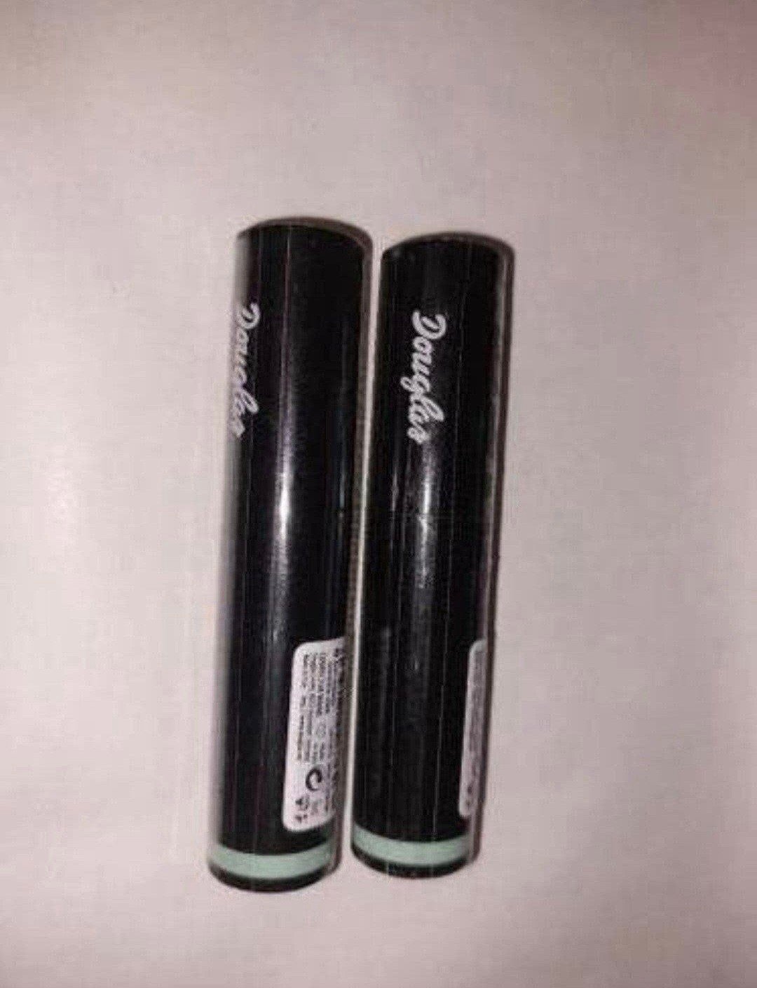 2 nieuwe Douglas concealer (advr 84), Gehele gezicht, Nieuw, Ophalen of Verzenden, Make-up