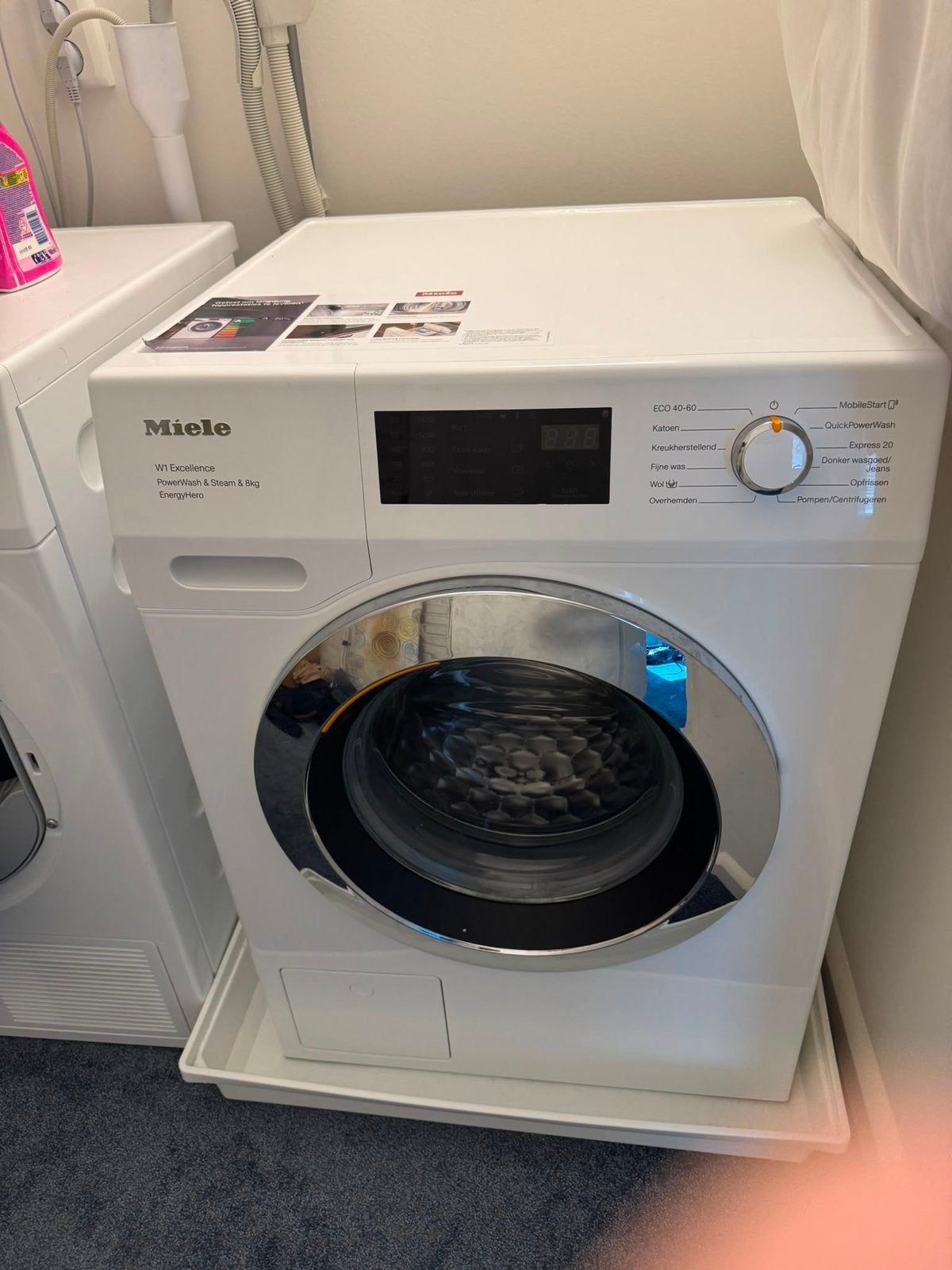 Miele wasmachine WEE388 WCS PWash&Steam&8kg, Ophalen, Zo goed als nieuw, 1200 tot 1600 toeren, 85 tot 90 cm