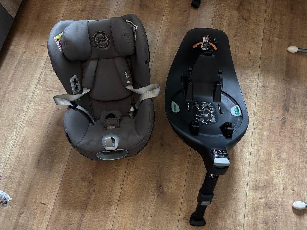 Cybex Sirona Z i-Size (autostoel)+ Base Cloud Z, Verstelbare rugleuning, Gebruikt, 0 t/m 18 kg, Isofix