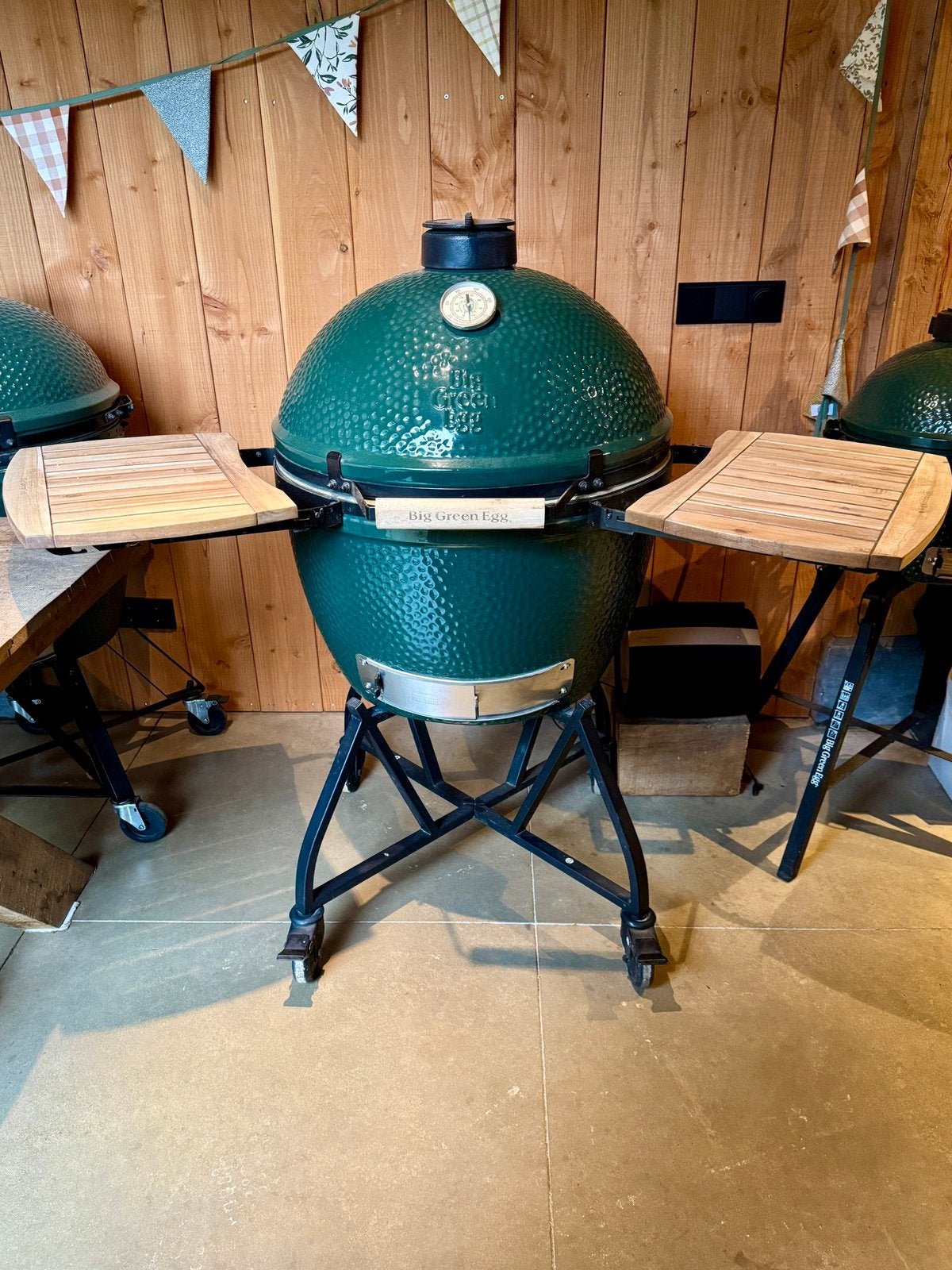Big Green Egg XLarge | IntEGGrated Nest + Handler | Acacia, Ophalen, Zo goed als nieuw, Big Green Egg