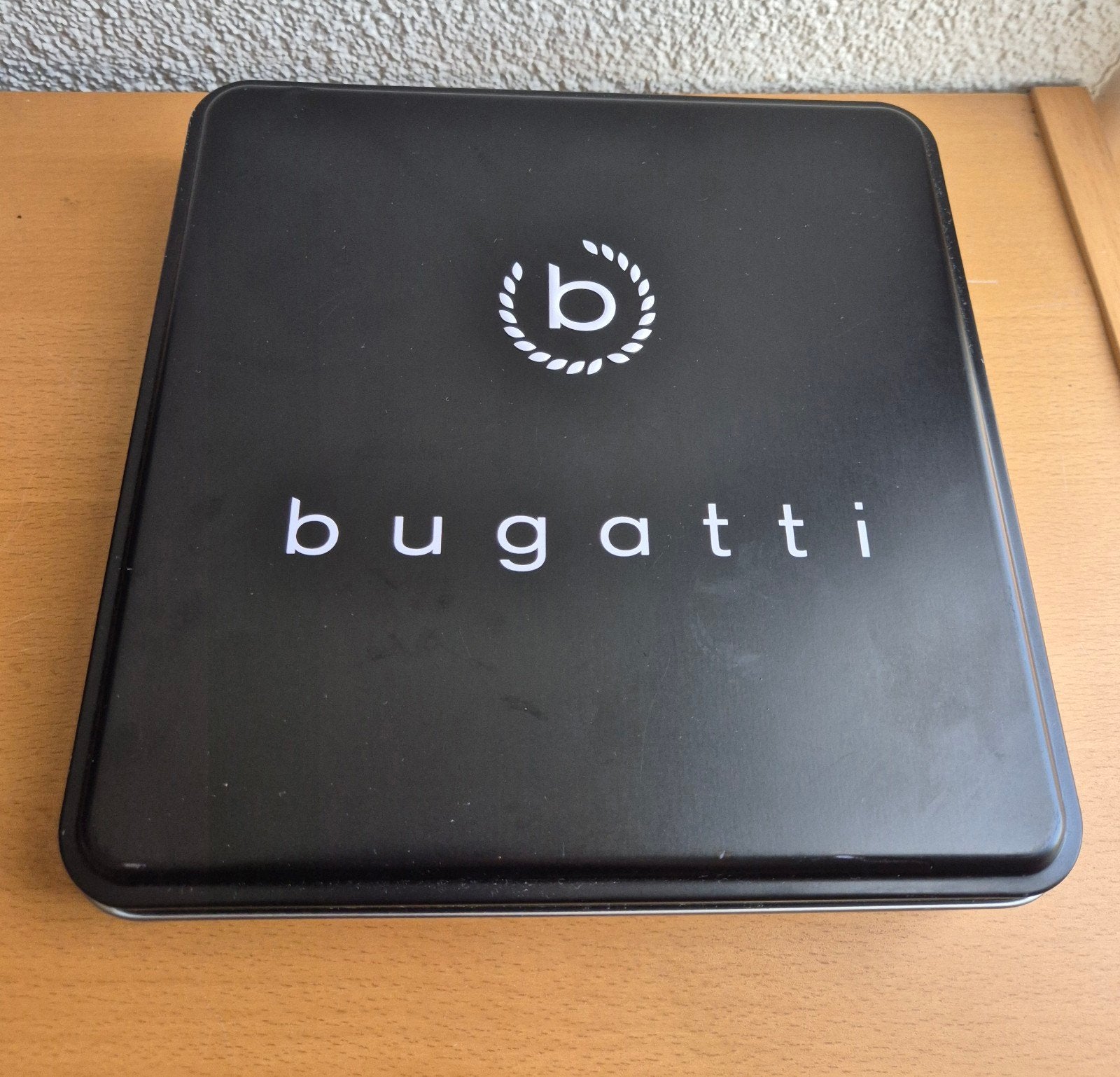 Bugatti blik - Zwart metalen opbergdoos, Verzamelen, Ophalen of Verzenden, Zo goed als nieuw, Overige