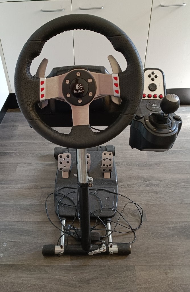 logitech g27 racestuur met wheelstand pro pc, Ophalen, Zo goed als nieuw, Logitech