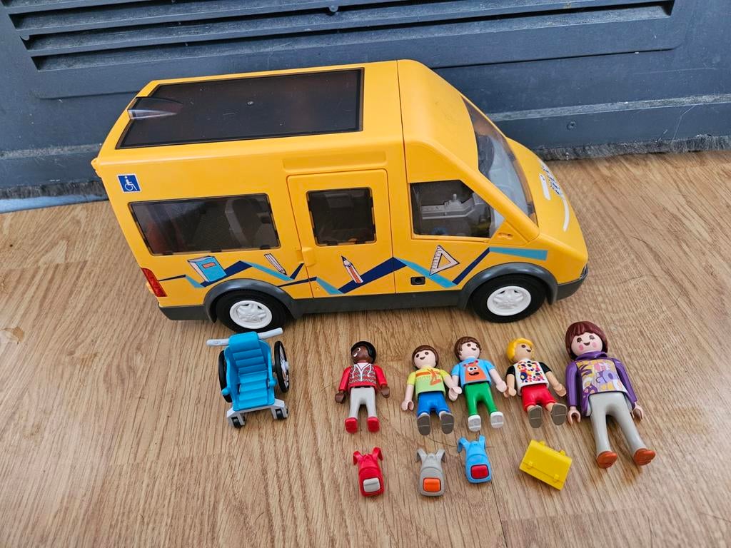 Playmobil Schoolbus met laadklep voor rolstoel, Ophalen of Verzenden, Gebruikt, Complete set