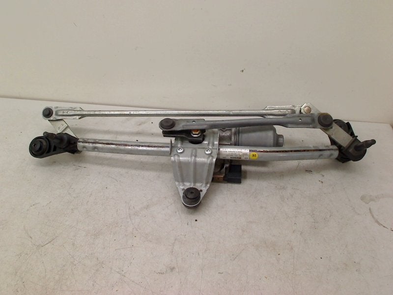 Ruitenwisser Mech + Motor A3 Limousine (8VS/8VM) 2014, Gebruikt, Auto-Union-Straße  1, Ingolstadt 85057, , Duitsland, Info@audi.de