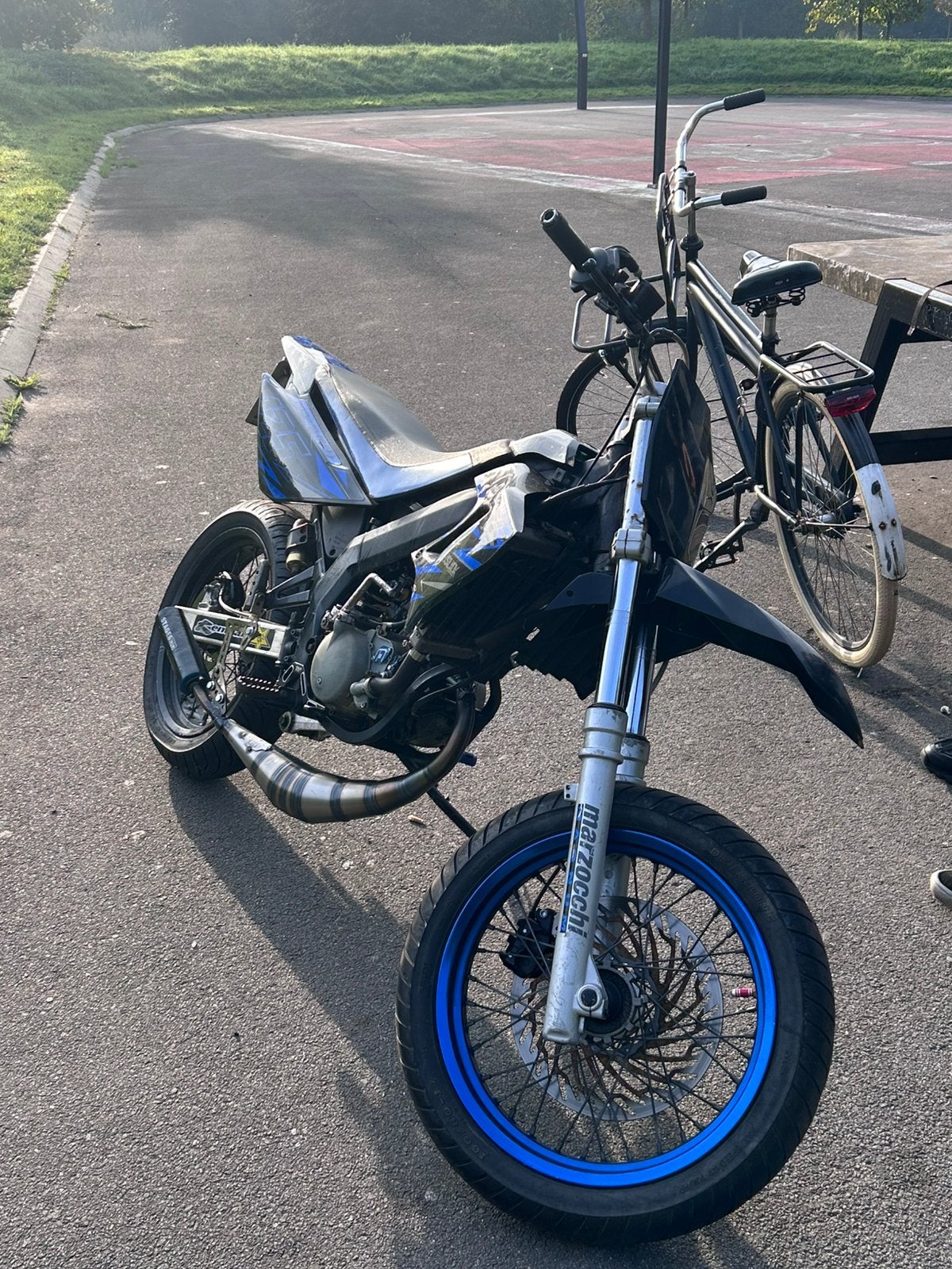 Derbi senda sm drd racing stage 6, Fietsen en Brommers, 6 versnellingen, Ophalen of Verzenden, Zo goed als nieuw, 50 cc