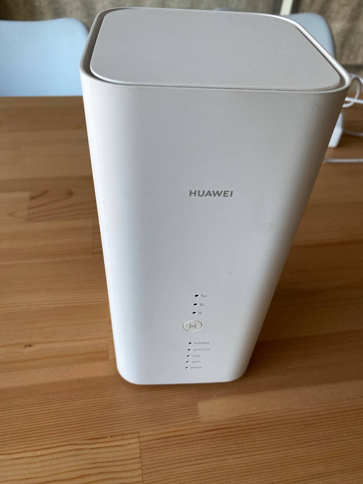 Simlockvrije Huawei B818-263 4G LTE Router met Modem, Computers en Software, Routers en Modems, Ophalen of Verzenden, Zo goed als nieuw