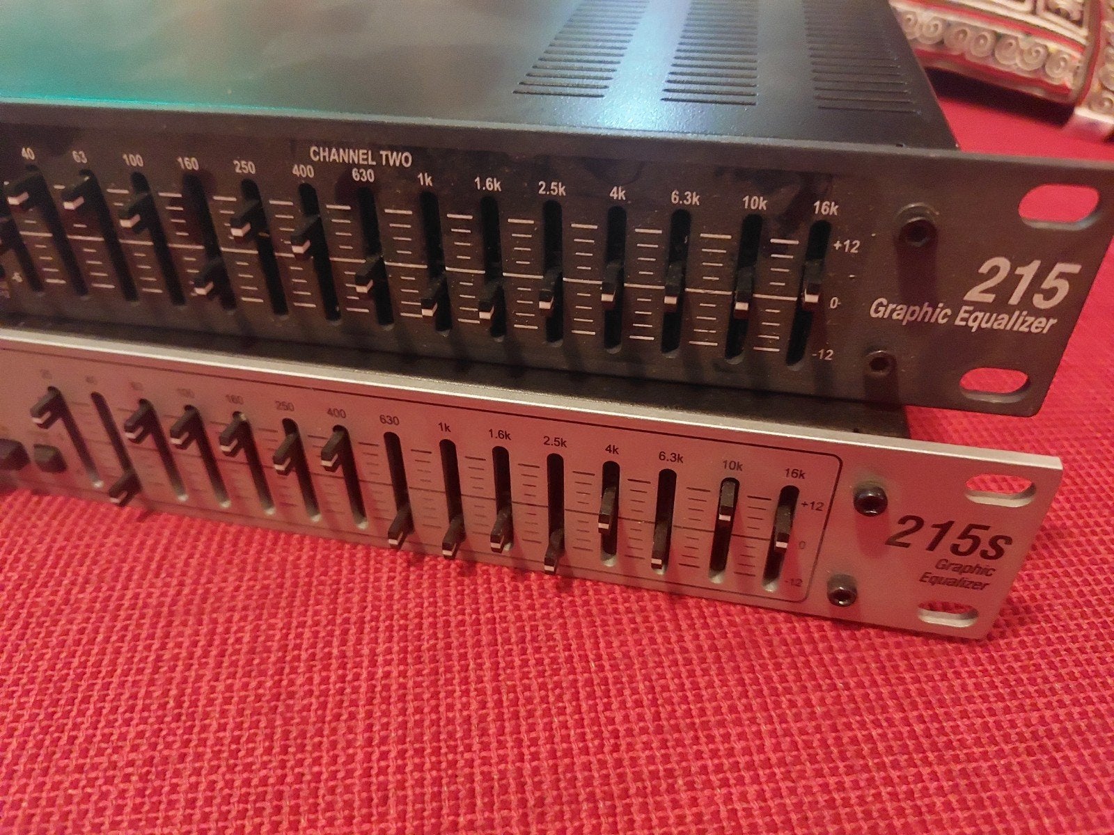 DBX 215 equalizer, Ophalen of Verzenden, Zo goed als nieuw, Audio