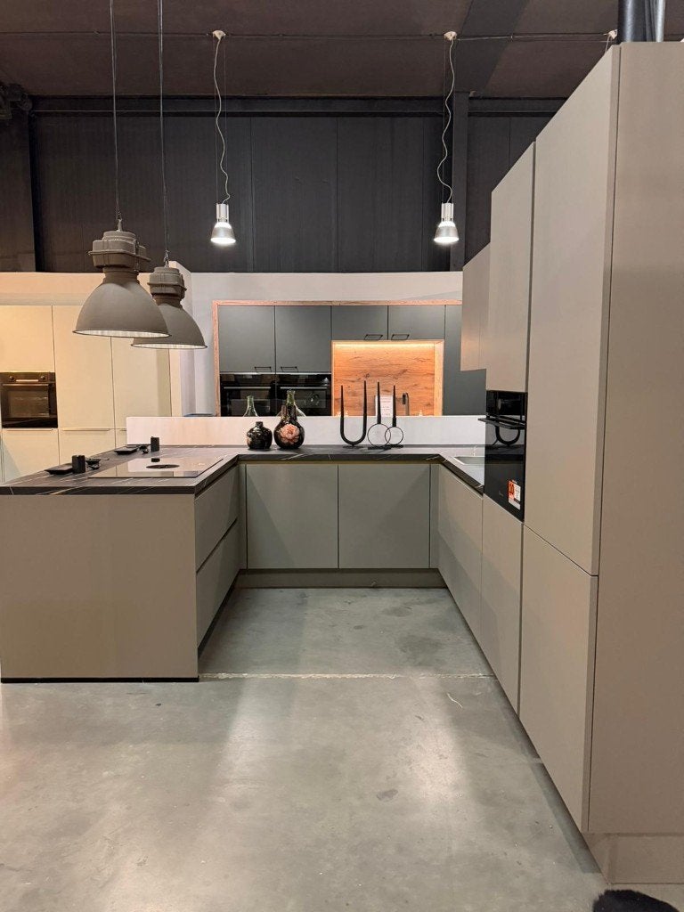 Complete Nieuwe keuken met apparatuur – Keuken Nicolai, Ophalen of Verzenden, Nieuw, Greeploos