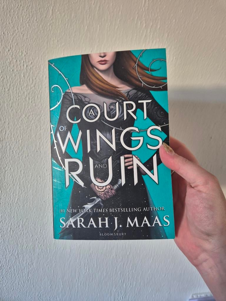 Sarah J maas court of wings and ruin Engels, Boeken, Ophalen of Verzenden, Gelezen