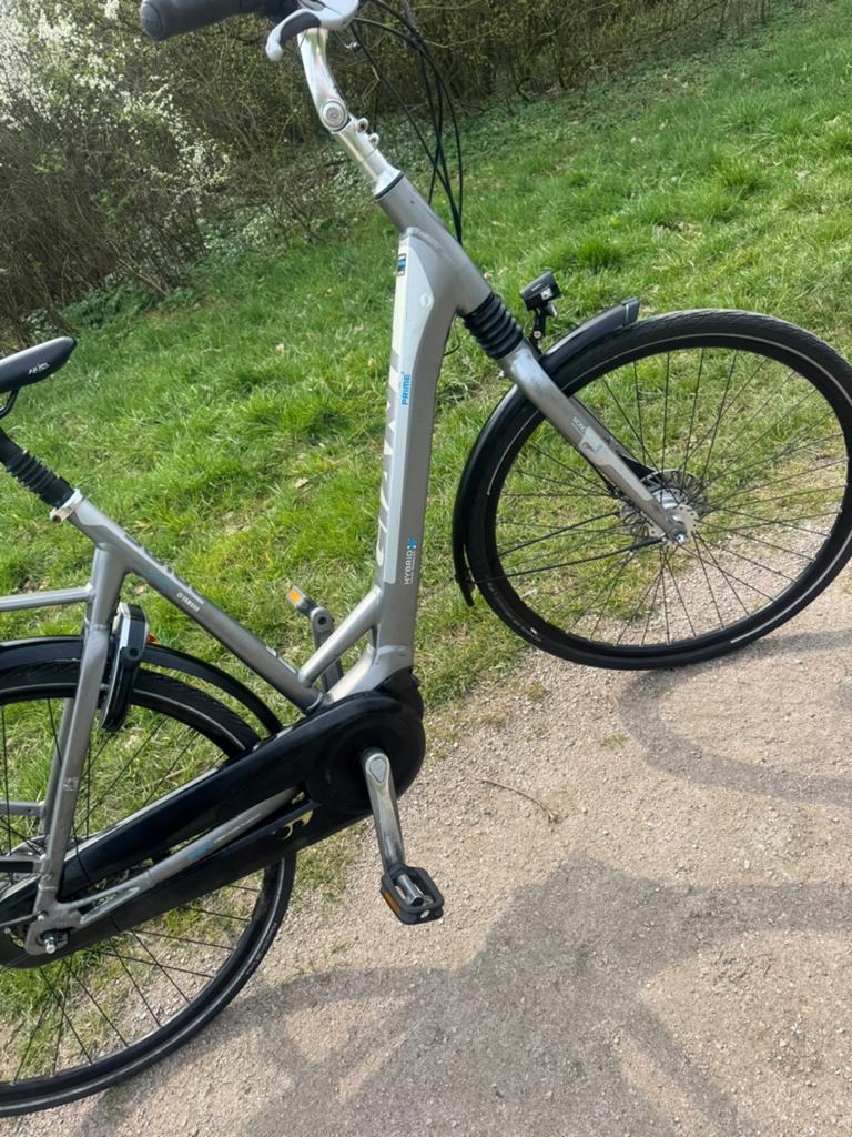 Elektrisch fiets giant prime e+, Fietsen en Brommers, Fietsen | Dames | Damesfietsen, Ophalen of Verzenden, Zo goed als nieuw