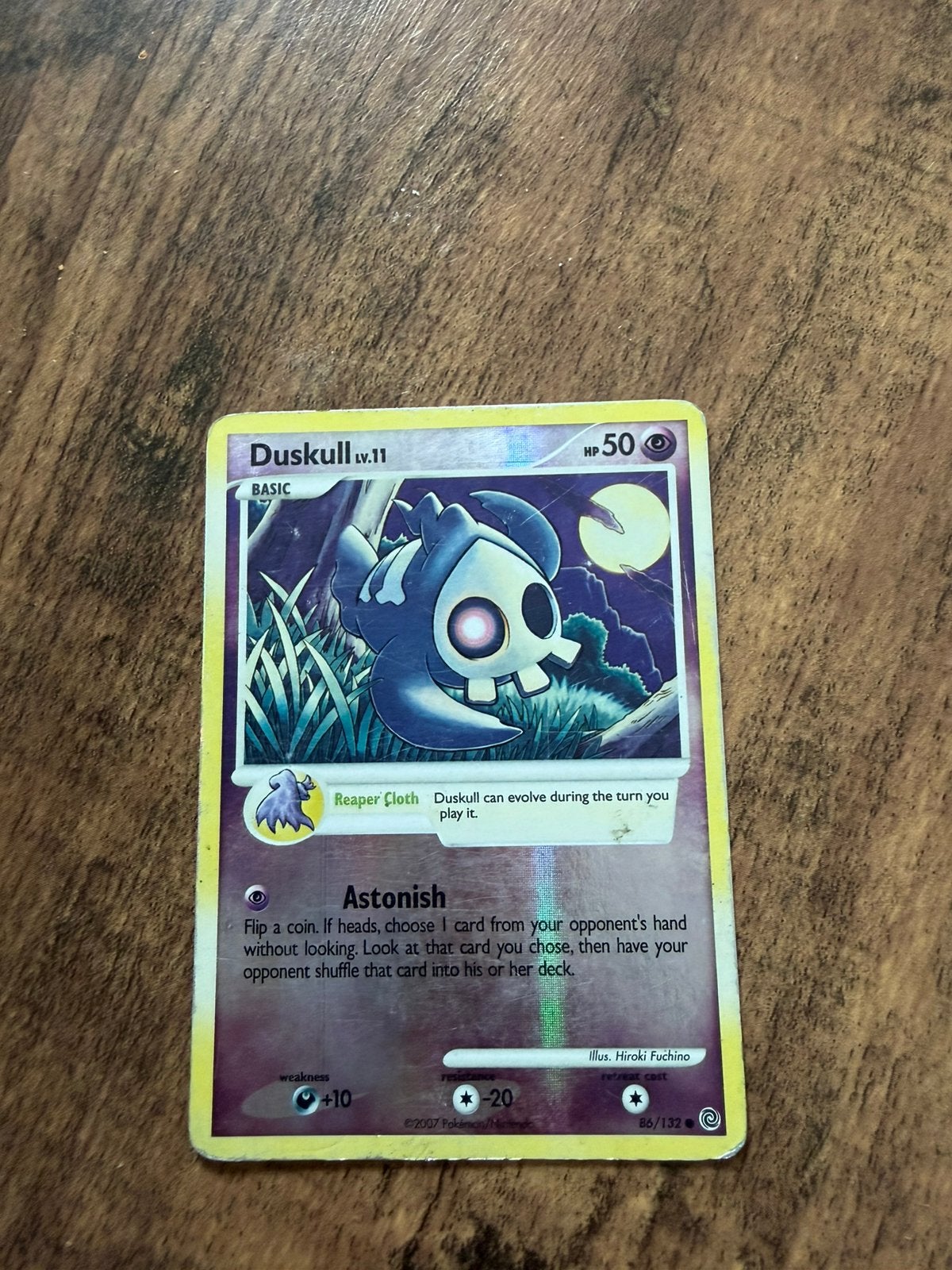 Pokemonkaart duskull, Hobby en Vrije tijd, Verzamelkaartspellen | Pokémon, Ophalen of Verzenden, Zo goed als nieuw