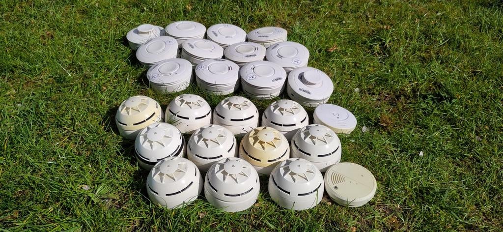 Rookmelders | Set van 25 | incl. ophanging, Ophalen of Verzenden, Gebruikt, Detector, Sensor of Melder, Rook
