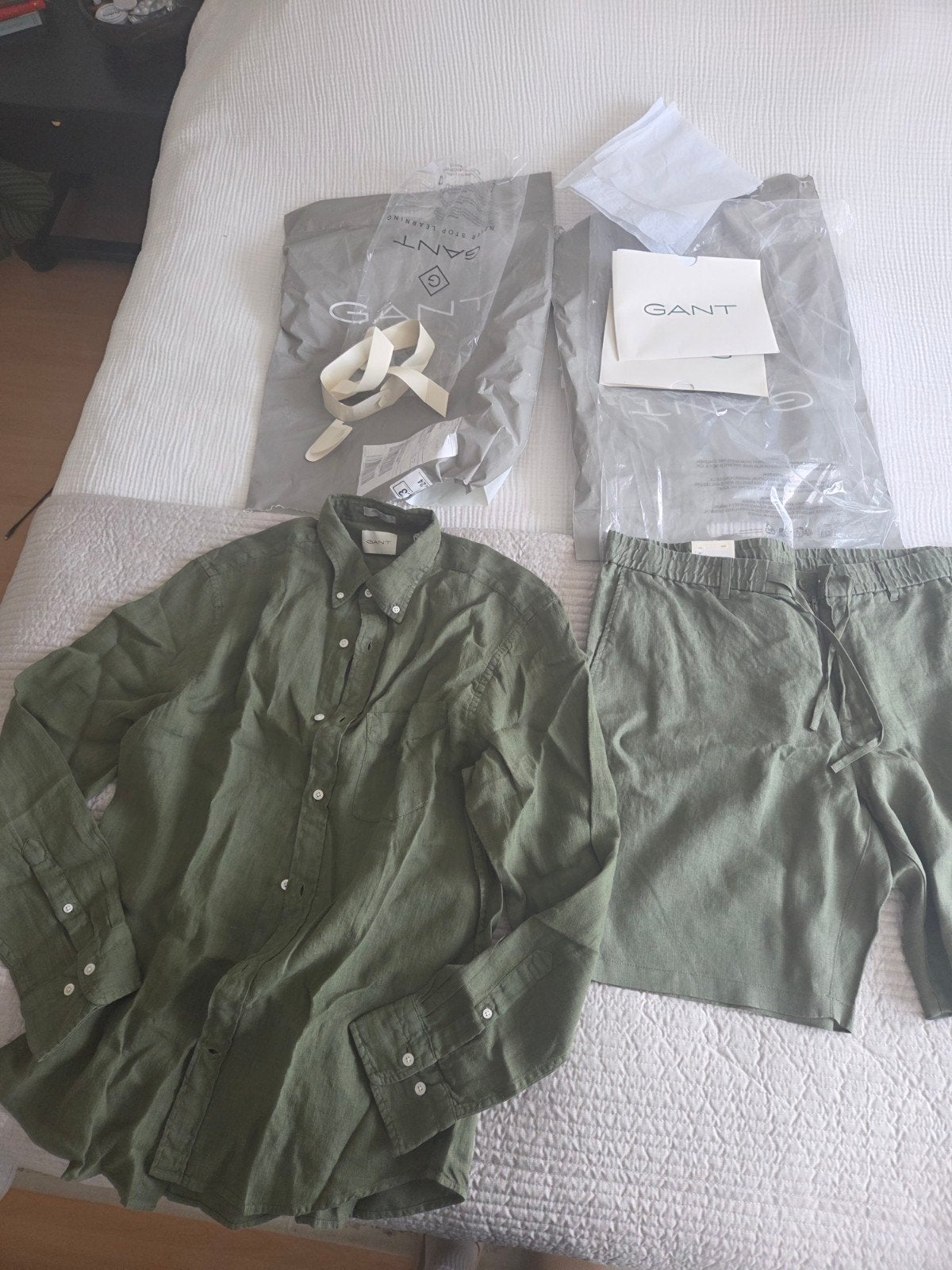 GANT Linnen Overhemd & Korte Broek - Dry Herb Green, Kleding | Heren, GANT, Nieuw, Ophalen of Verzenden, Halswijdte 43/44 (XL)