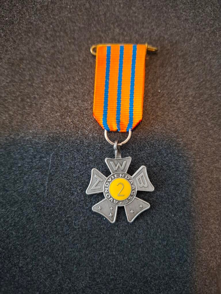 Avondvierdaagse nr2, Verzamelen, Ophalen of Verzenden, Landmacht, Nederland