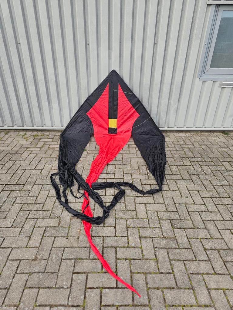 Sluier Delta Vlieger 2x6 meter - Zwart/Rood, Gebruikt, Tweelijns, Onbekend, Ophalen of Verzenden