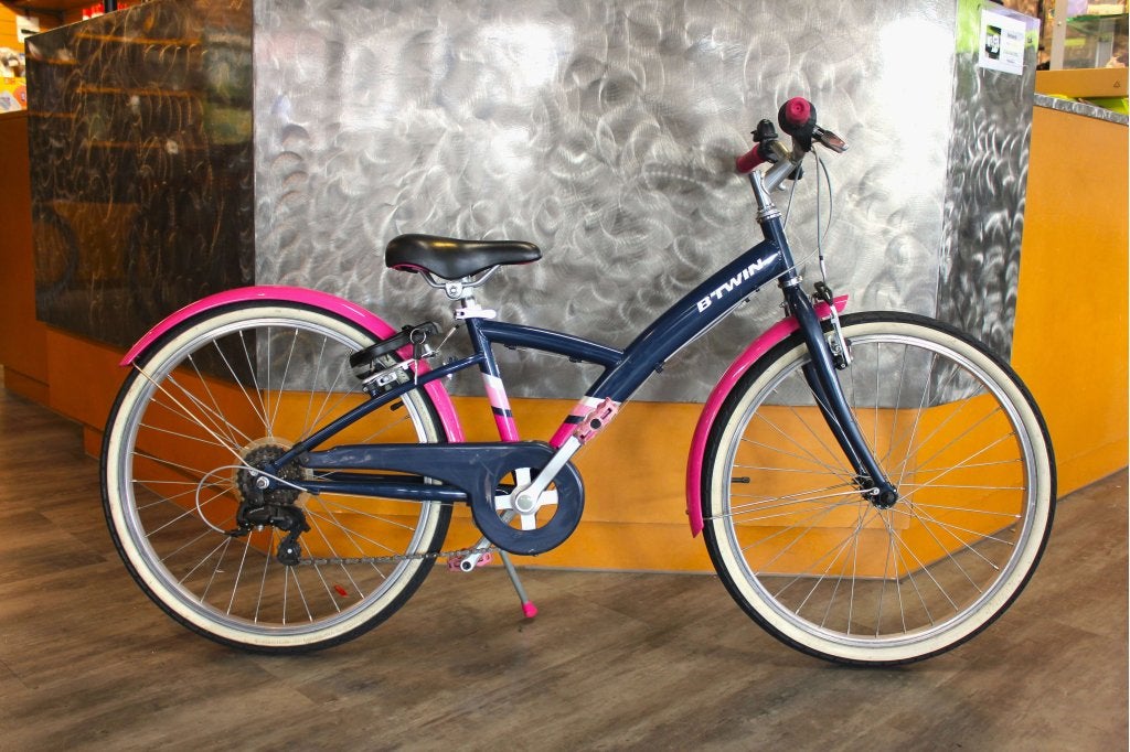 Gebruikte B-Twin meisjesfiets 24 inch, Velgrem, Versnellingen, Niet ingevuld, Niet ingevuld