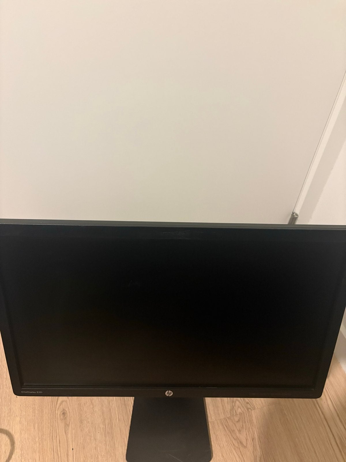HP E231 monitor - Zo goed als nieuw, In hoogte verstelbaar, Full HD, Ophalen of Verzenden, Zo goed als nieuw