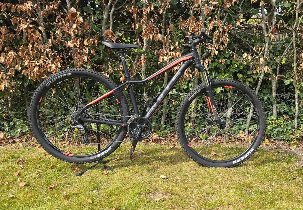 Zwart met roze dames mountainbike, maat 41., Fietsen en Brommers, Gebruikt, Hardtail, Dames, Schijfrem
