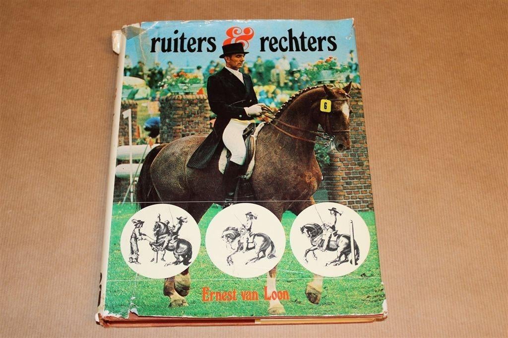 Ruiters en Rechters — Dressuur & Jureren [Hippoboek 1971], Boeken, Ophalen of Verzenden, Gelezen, Honden