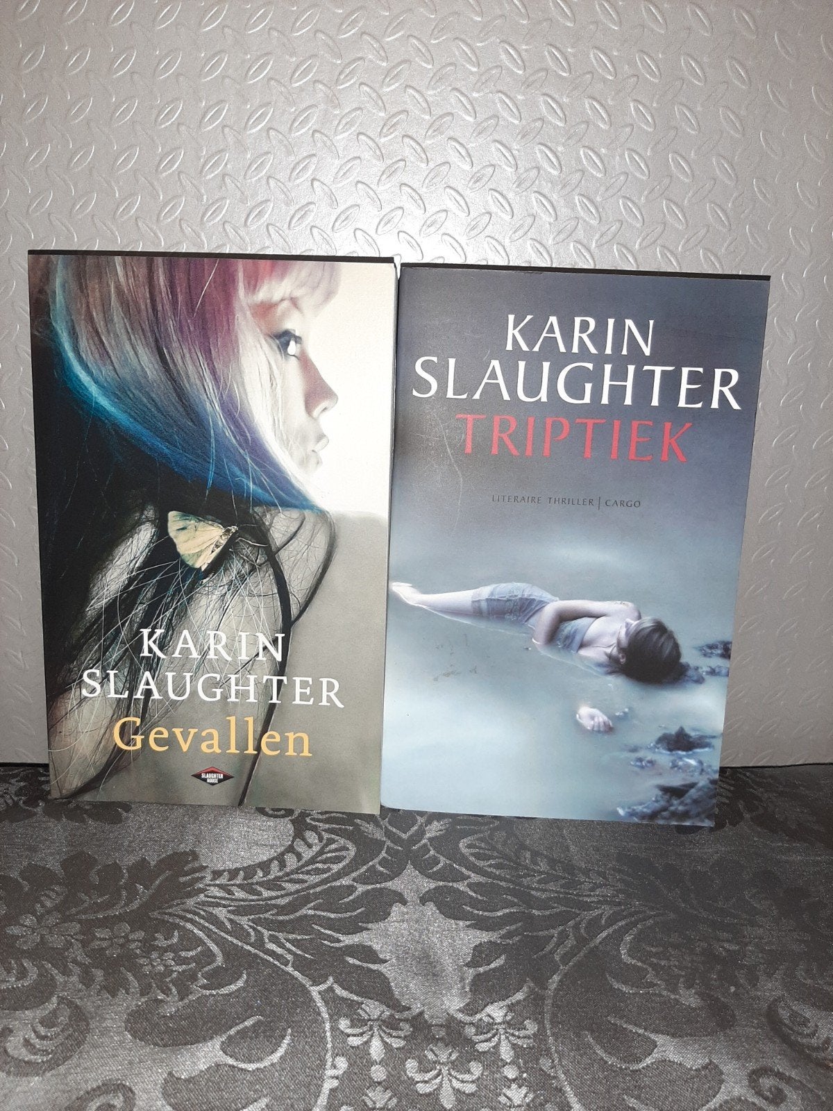 Karin Slaughter - Triptiek & Gevallen (2 boeken), Boeken, Ophalen of Verzenden, Zo goed als nieuw