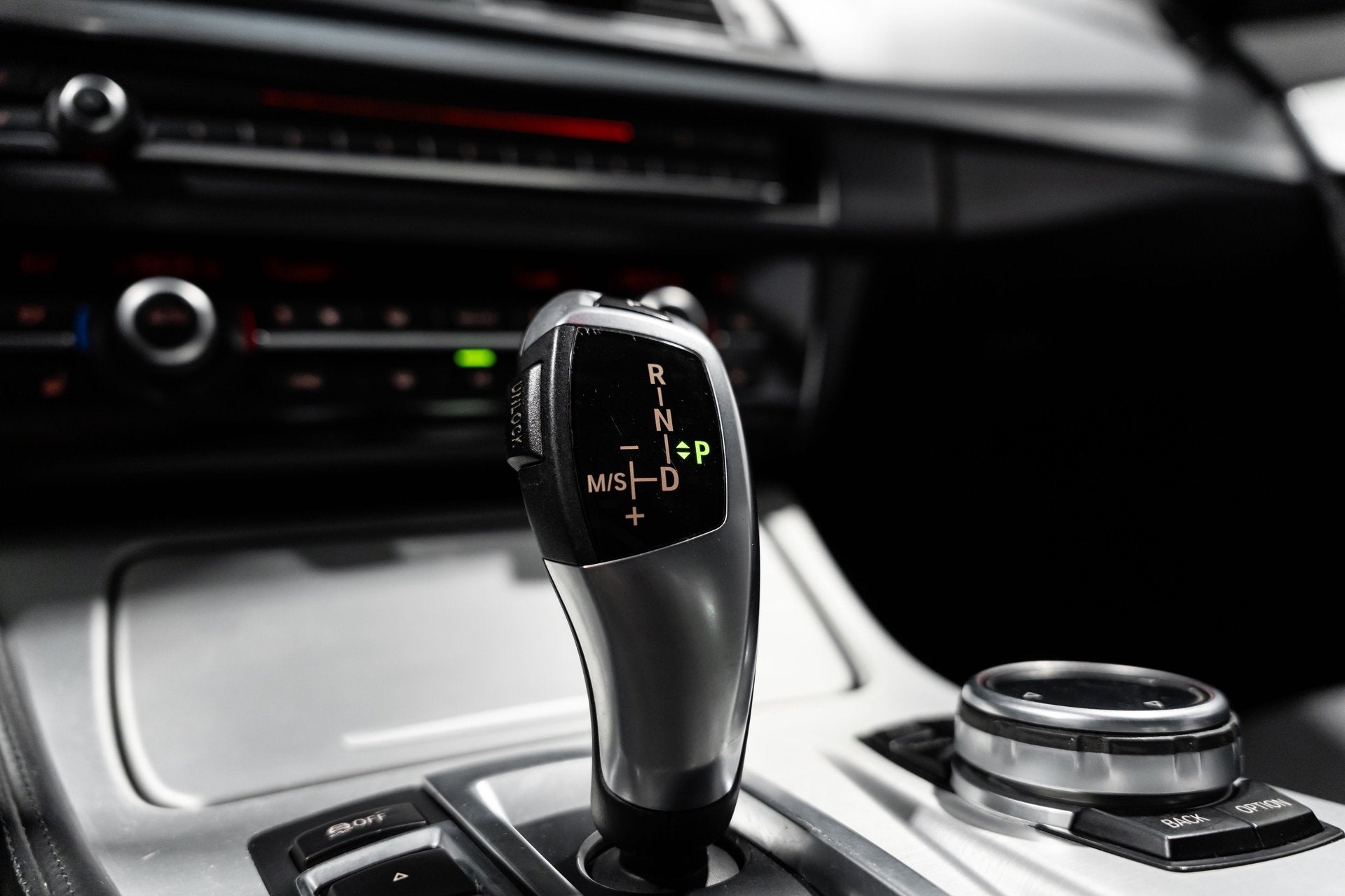 Foto 37 van BMW 5-serie High Executive M Sport | HUD | ACC | Leder | Aut