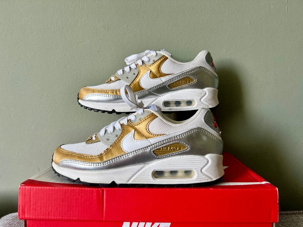 Nike Air Max 90 Metallic Gold Maat 38 Zomer Sneaker, Overige kleuren, Ophalen of Verzenden, Nike air max, Sneakers of Gympen