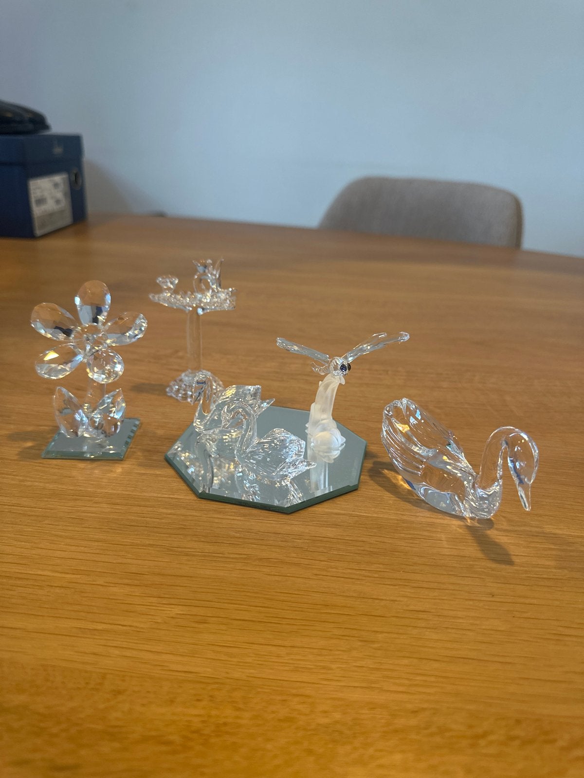 Set van 6 kristallen beeldjes (zwanen, vlinder, bloem), Ophalen, Zo goed als nieuw