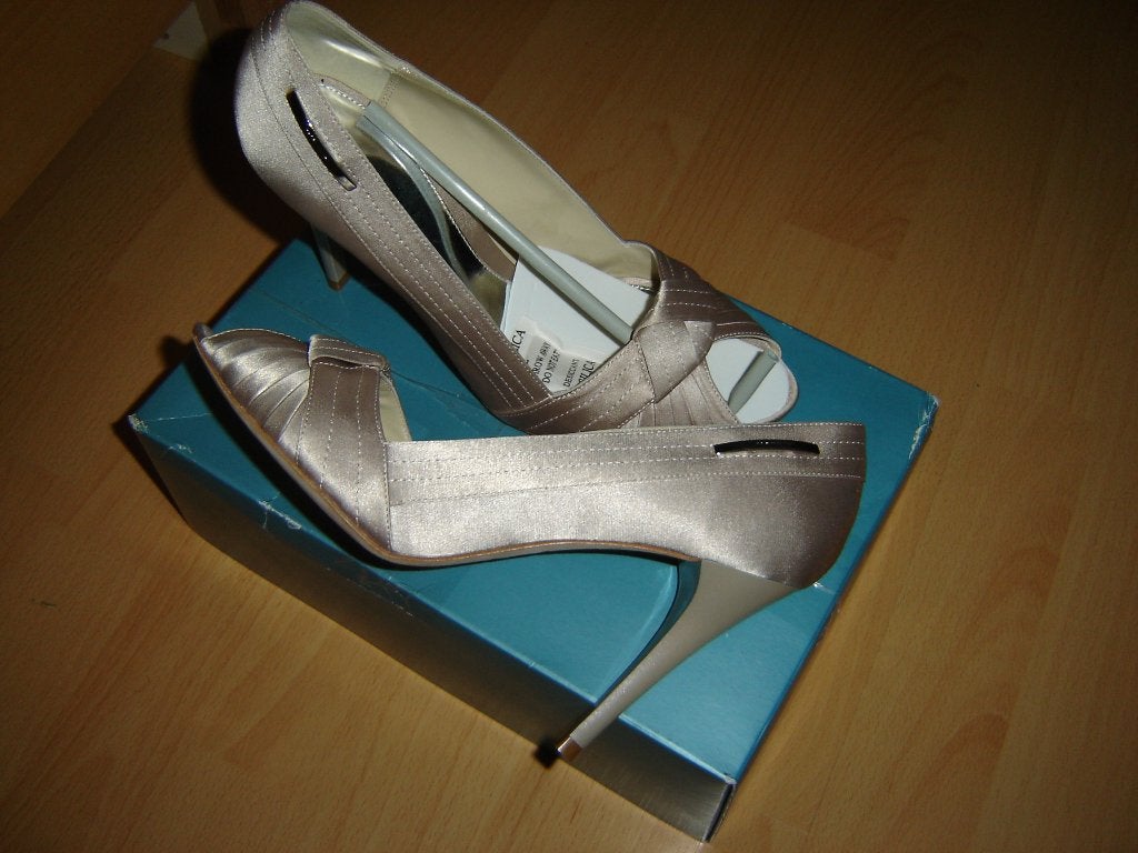 Karen Millen pumps maat 39, Pumps, Nieuw, Ophalen of Verzenden, Overige kleuren