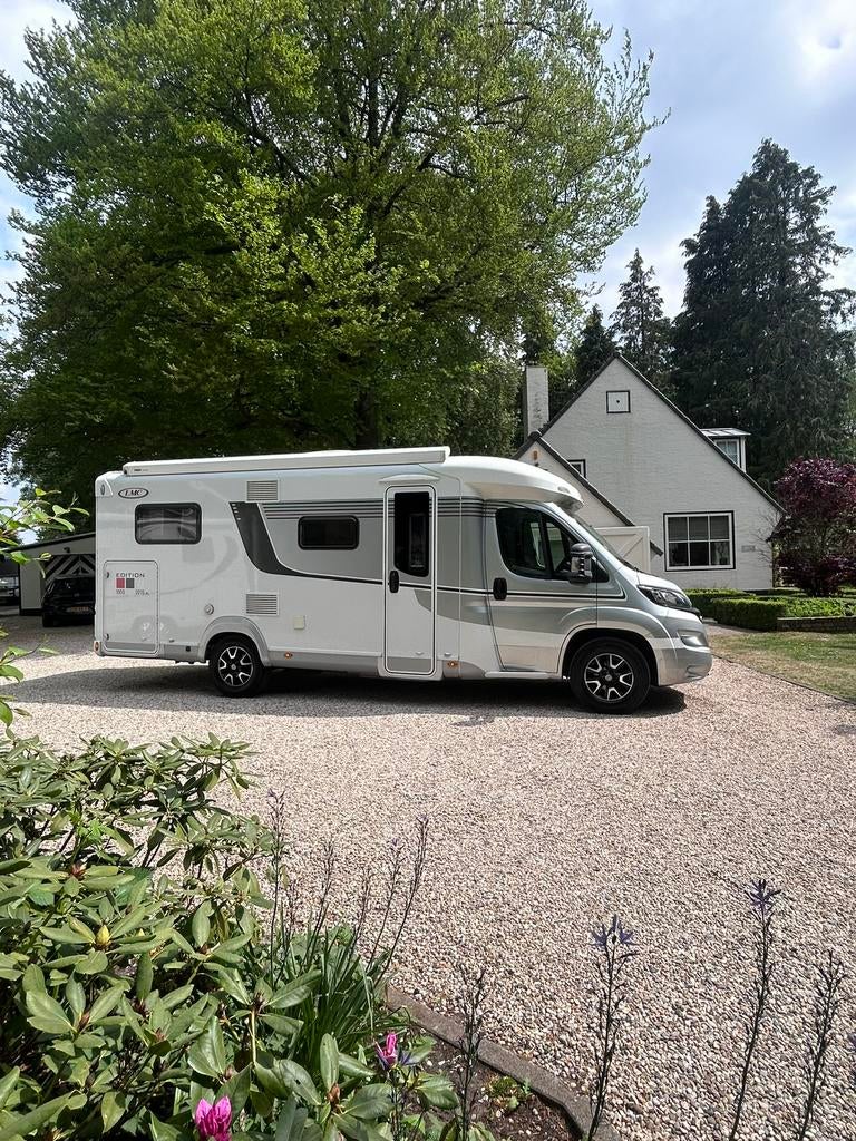 Hymer/LMC Cruiser Fiat 150pk automaat enkele bedden 2x airco, Caravans en Kamperen, Campers, Automaat, Achteruitrijcamera, Ringverwarming