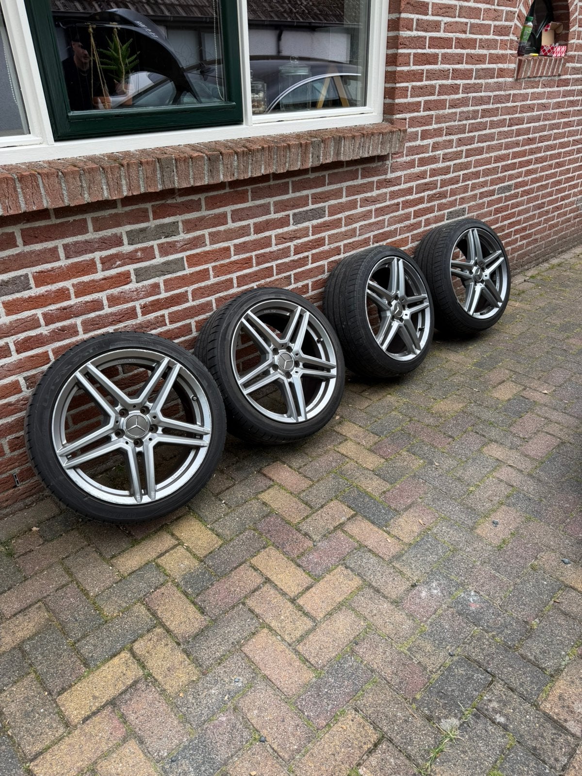 Mercedes banden en velgen, Ophalen, 18 inch, Zomerbanden, 225 mm